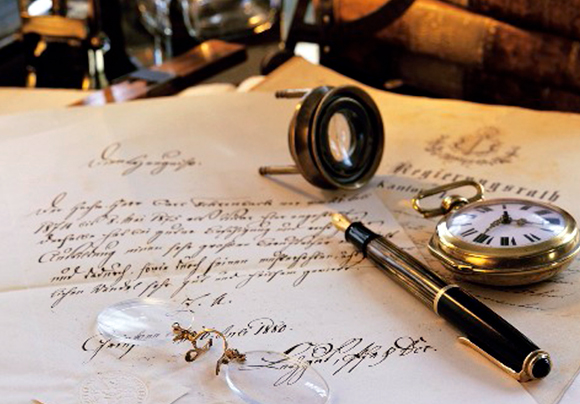 Antique desk with letter, fountain pen, pocket watch 00354103